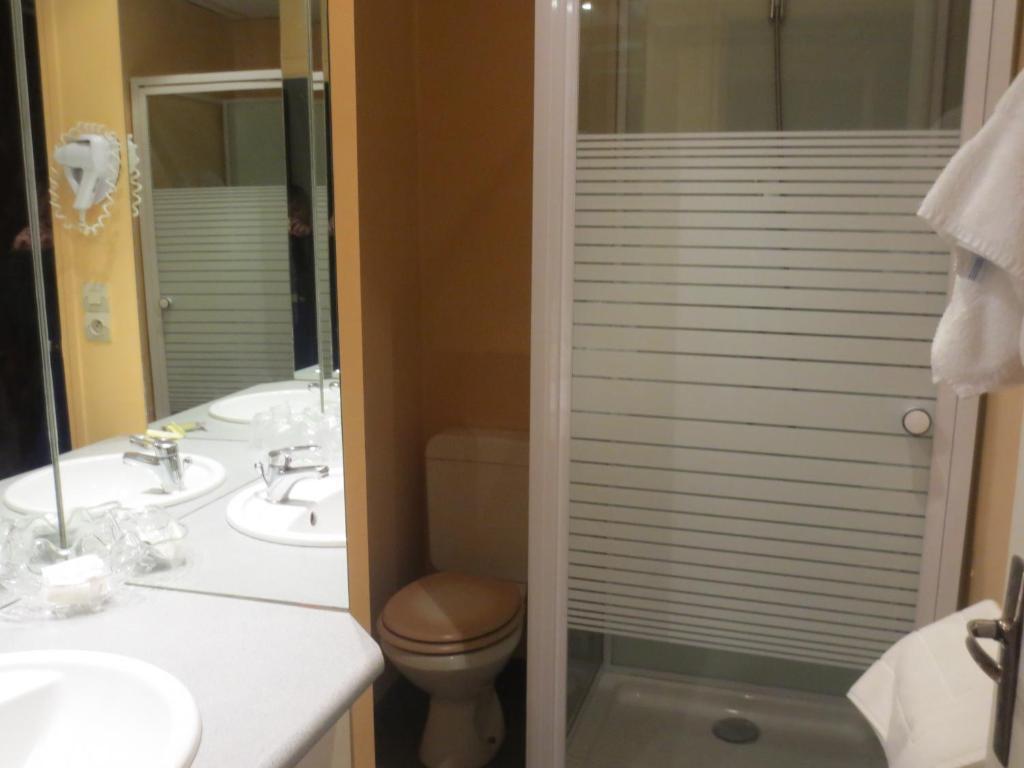 Hotellerie Du Centre Salies-du-Salat Room photo